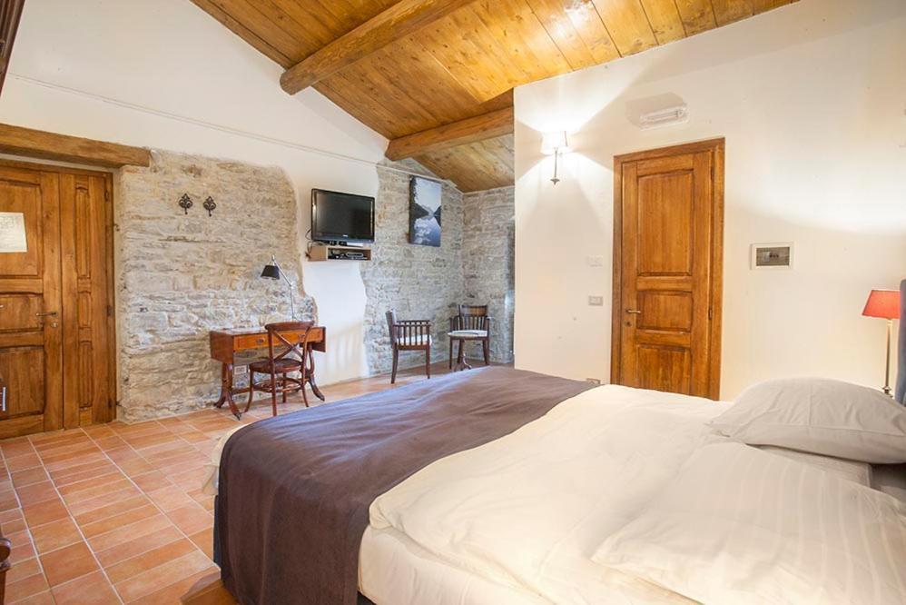 Country House Villa La Farfalla 피에트라루냐 외부 사진